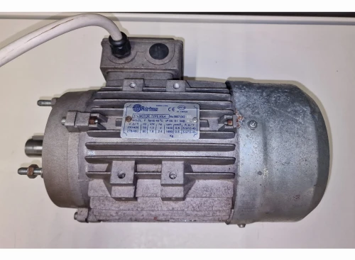 Silnik elektryczny DR drivers 90L-4 1,5kW / 1400 obr. 230/400V IP55 